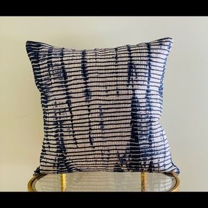 Pillow cover